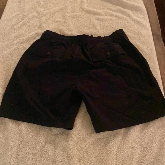 Saturday’s New York City shorts/swim trunks w/ pockets, & drawstring